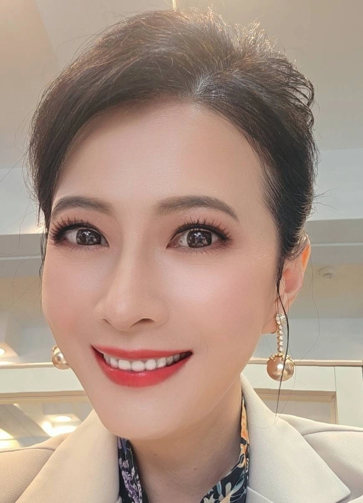 劉佩真